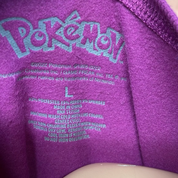 Pokemon Purple Sweatshirt Size Large- Spirit Sleeve - Gotta Catch 'Em All - Picture 4 of 6